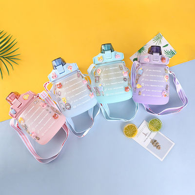 顧客向けサービス 45Oz 子供用水瓶 ステッカーと大容量