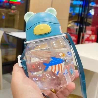 軽くて耐久性のある 子供用 落下防止用 ステキな熊デザインの ストローウォーターボトル