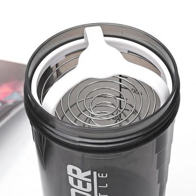 500ml 3層プラスチックジム フィットネス プロテインシェイカー 屋外スポーツ用水瓶