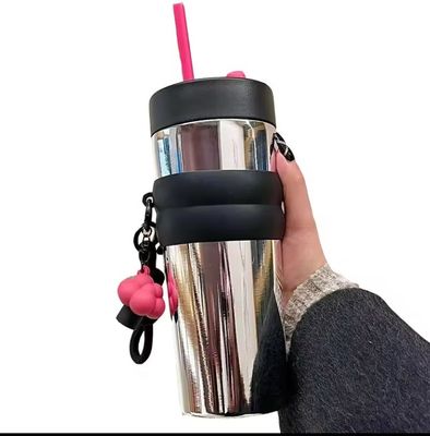 710ml 大容量ステンレスステールカップ サーモスボトル 直接と受け入れられるOEM
