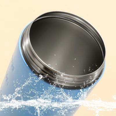 500ml と 750ml ジム メタル ステンレス スチール シャイカー ボトル 混合ボール OEM 受け入れ