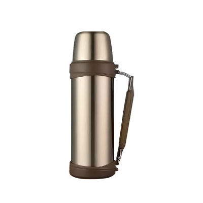 スタッドレスタイヤ 1000ml ウォーターボトル 熱真空 弾丸状のハンドル付き隔熱カップ