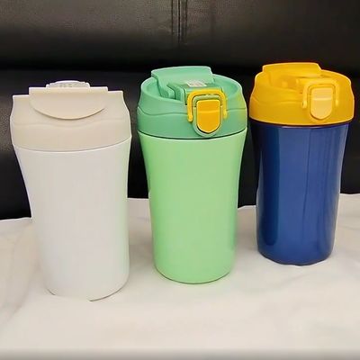 15オンス 掃除用 オフィス用水瓶 壁付き 隔離型 旅行用 カフェカップ シリコン蓋付き