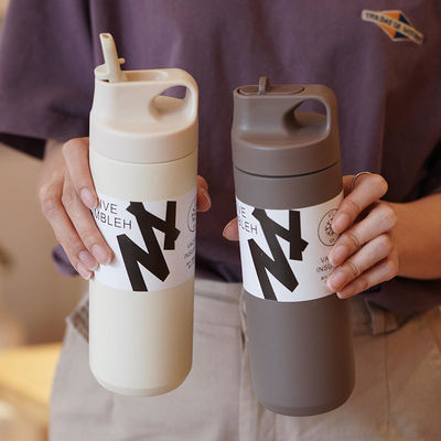 防腐層を装備した 550ml 真空隔離水瓶のための真空瓶