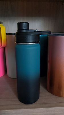 真空隔離体育館の水瓶 304ステンレス鋼 絵直線飲料蓋付き
