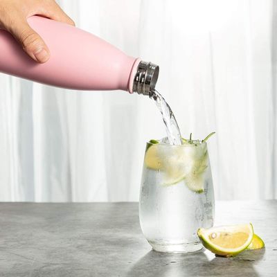 500ml 容量 飲み物を冷やして温めるため ステンレス鋼のダブル壁の真空瓶