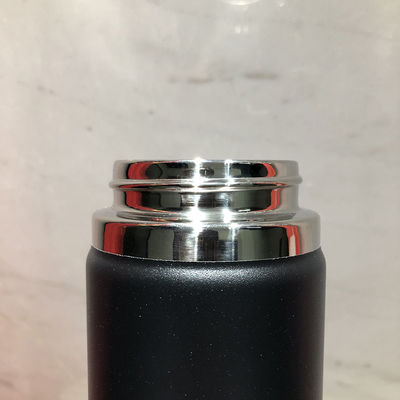 蓋付き隔熱瓶 18/8 ステンレス スポーツ ストレート 黒色 飲み物 ボトル 550ml