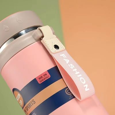 バキュームで隔離されたステンレス鋼の水瓶 750ml 性能のための熱瓶