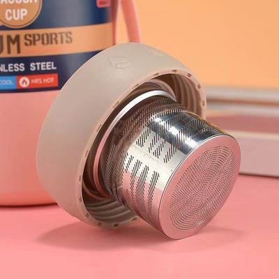 バキュームで隔離されたステンレス鋼の水瓶 750ml 性能のための熱瓶