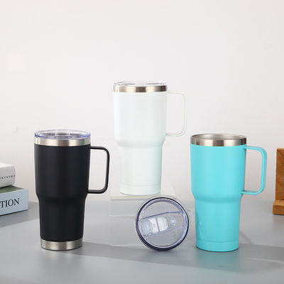 20oz ダブルウォールステンレス鋼コーヒーカップ カントリーデザインのスタイルで隔離瓶