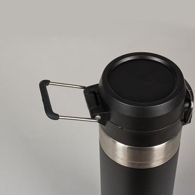 スタッドレスタイヤの水瓶 700ml 適用可能なすべての人のためのダブル壁の真空瓶